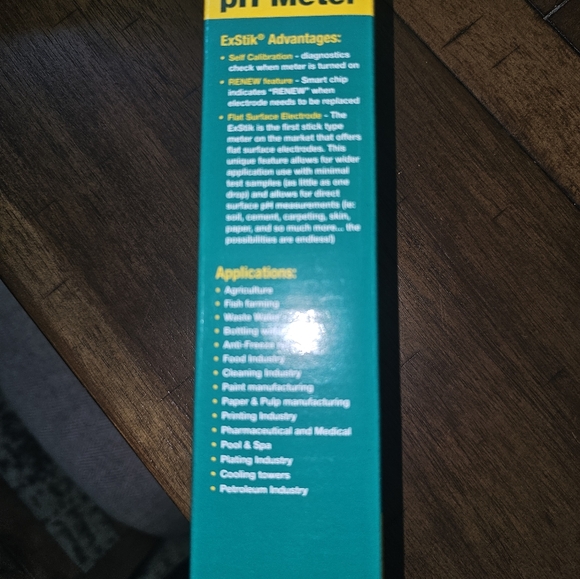 EXTECH Exstik Ph100 Waterproof PH METER - Picture 4 of 5